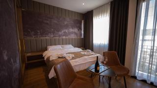 Ava Hotel Prishtina - 1