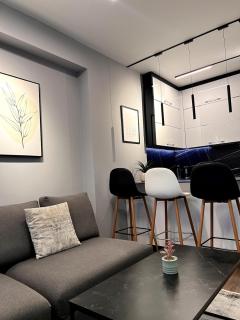 Family Suite & PS5 with 65"TV - 1