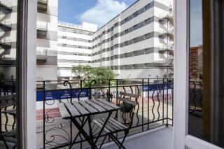 VLC Host - Cubells Apartments - 4