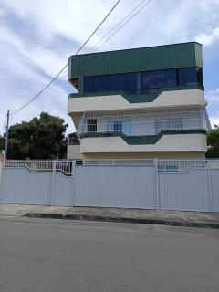 Suíte bem localizada, perto da praia, ar-condicionado e garagem - Serra - 7