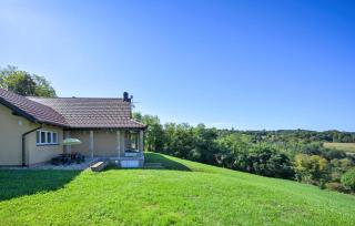 3 Bedroom Stunning Home In Strigova - 3