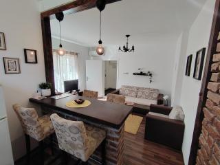 SQUARE apartment - 1