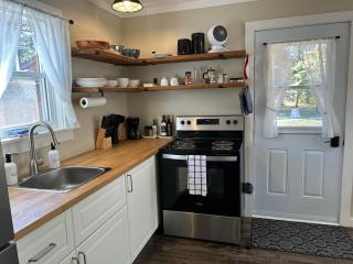 Quaco Cottages-The Paramatta - 6