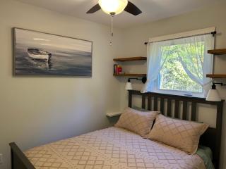 Quaco Cottages-The Paramatta - 3