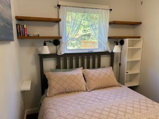 Quaco Cottages-The Paramatta - 4
