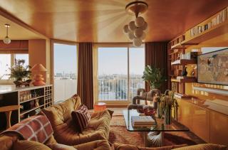 Retro-Chic Designer Stay in London with River View - 0