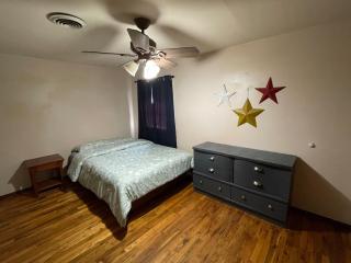 The Monroe House - 1