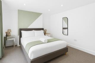 Canary Wharf - Contractors - 4 Bed - 1