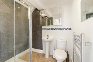 Canary Wharf - Contractors - 4 Bed - 2