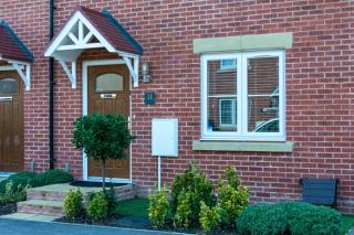 Stylish Innsworth home with garden & parking - 3