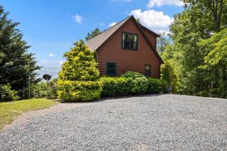 Native Winds Luxury Cabin Rental - 5