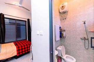 Modern 1 Bedroom with Workspace in Mwananyamala - 3