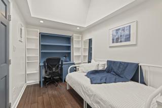 The Bella Vista Townhouse - 4