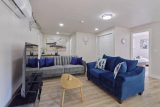 The Dunlap Escape - Spacious 2BD Home - 4