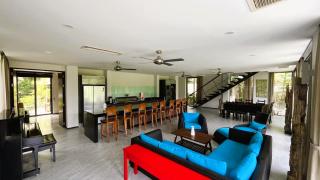 23 - Seaside Villa Retreat - 1