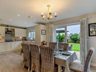 4 Bed in Westward Ho 85367 - 9