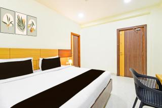 Townhouse Kondapur Near Botanical Garden - 3