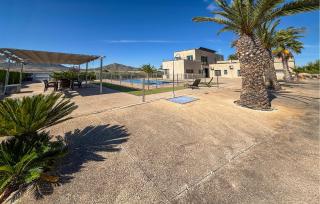 Gorgeous Home In Yecla - 9