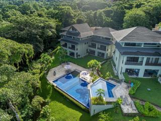 Boho-chic Duplex Penthouse, sea and jungle views, AC - 6
