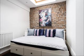 Luxury City Centre Apartment - 1