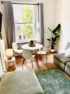 Spacious 4 bed Entire property Studio plus 3 bedrooms Notting Hill - 8
