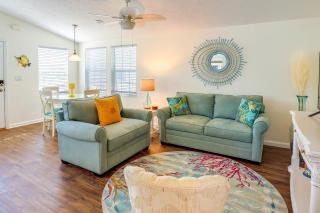 Pool Access, Walk to Beach! Cozy Jensen Beach Home - Jensen Beach - 5