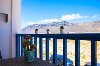 El Arenal de Famara by Escape Home - 9