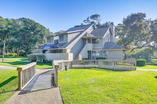 Unwind Poolside and Walk to Ocean! Myrtle Beach Unit - 8