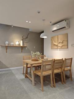 Wings House Dragon Bridge -3BR - 2