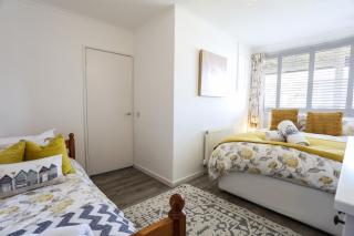 Sea View 3 bedroom seaside property - 6