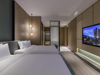 Novotel Shanghai Caohejing - 1