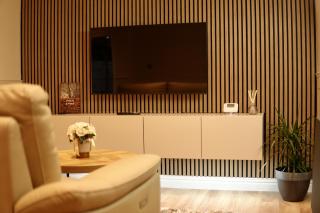 Modern, Spacious Home Near Manchester - Perfect for Families group - 3