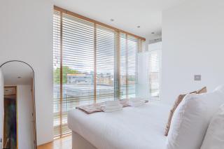 1BDR Flat with City Views near Tower Bridge - 9