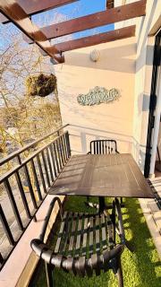 Classic Double Volume Penthouse with 2 Balconies - 9