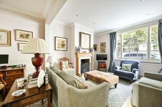 Classic Marylebone Townhouse - 4