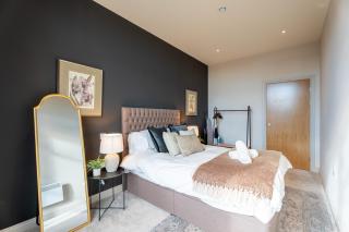 Comfortable City 1BR with Sofa Bed - 2