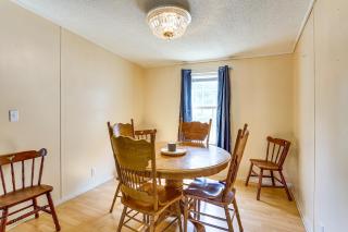 3 Mi to Dtwn Pet-Friendly Farm Retreat in Paris! - 6