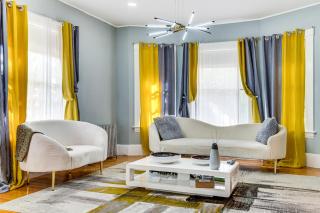 Classic North End Gem Yard, Patio and Modern Style! - 6