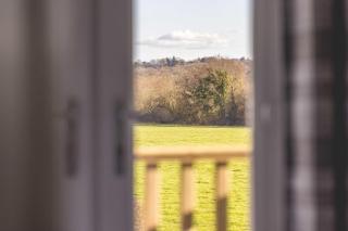 6 Bed Stay Near Windsor, Free Parking, Garden - 4