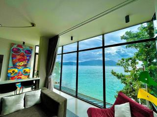Tri Trang Beachfront Apartments with Stunning Views - 8