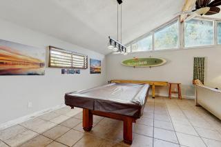 Dog-Friendly Home with High-Speed WiFi, Washer/Dryer, Central AC, & Adult Bikes - 2