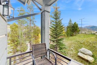 Modern Grand Lake Luxury - 5