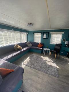 Lisa caravan hire - 4