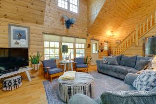 1 Mi to Public Beach Port Austin Cabin with Hot Tub - 6