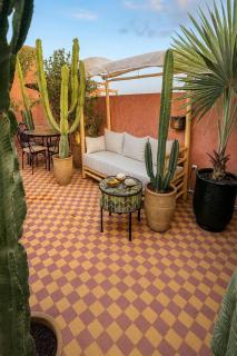 Vibrant Medina Loft and Roof Top - 9