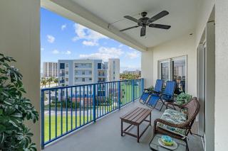 Dog Friendly 3BR Condo Walk to Beach & Pool - 7