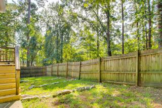 3 Mi to Marina Quiet Getaway with Deck in Lexington - 8
