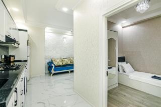 Sea Side Apartment by Shareef Travel - 5