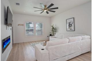 Enjoy 4BR3BA Comfort Convenience Near Downtown - 4