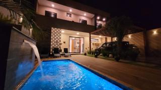 Casa de 3 quartos em Franca - Piscina aquecida, banheira, conforto e lazer - 1